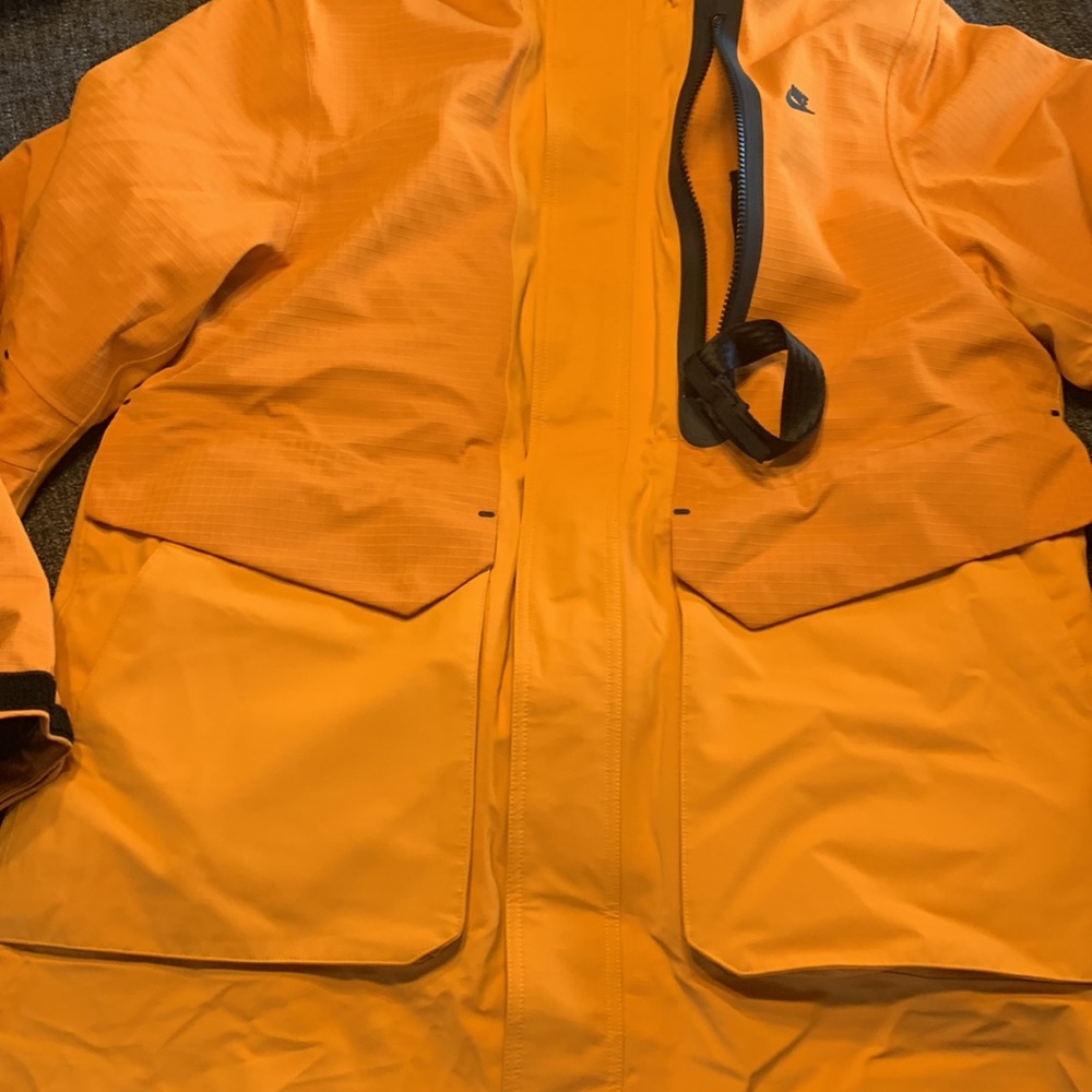 Men’s Nike tech pack jacket - Picture 5 of 16